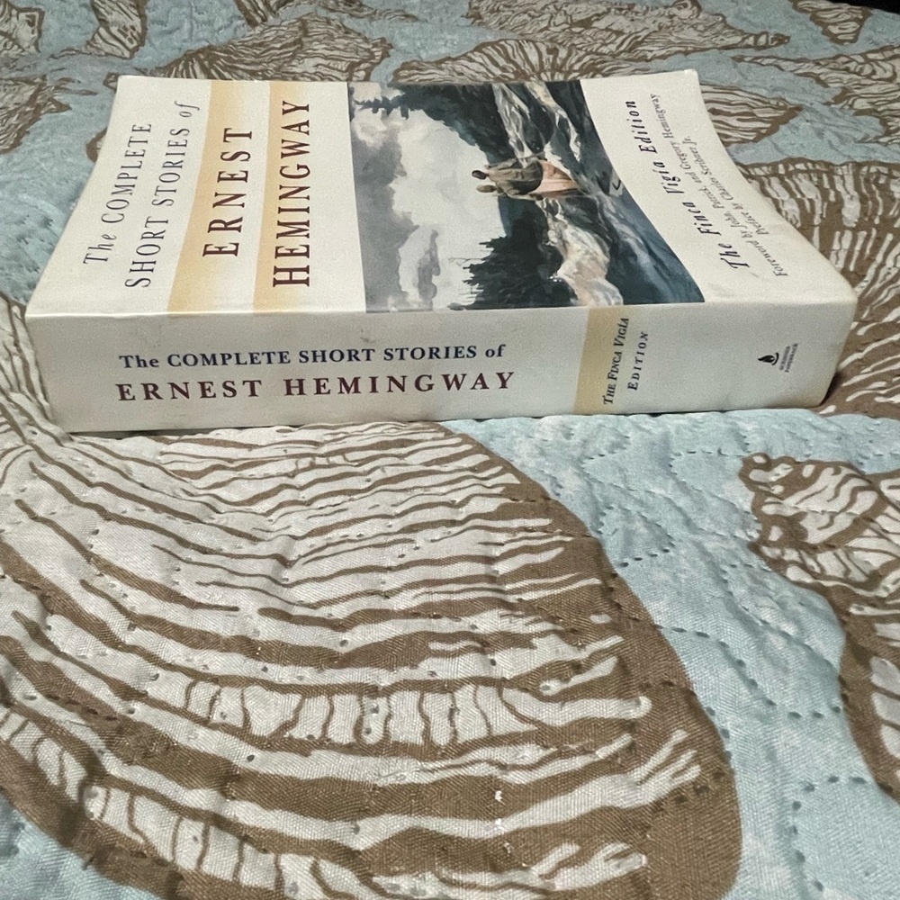 The Complete Short Stories of Ernest Hemingway Book - Picture 3 of 6